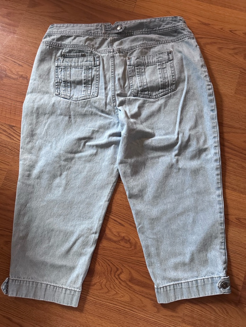 CJ Banks Light Blue Denim Cropped Jeans - Picture 2 of 10